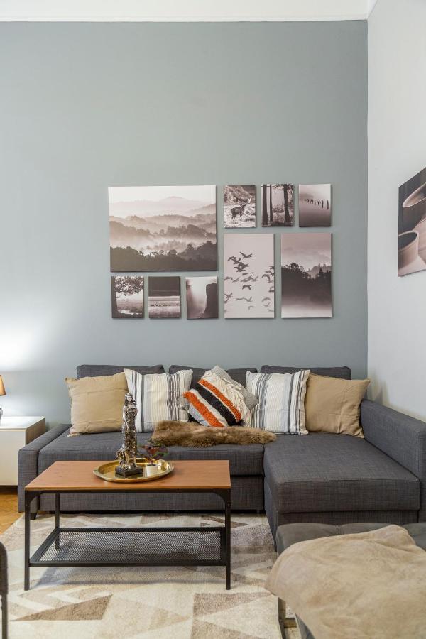 Spacious & Cozy Downtown Apartment With Balcony บูดาเปสต์ ภายนอก รูปภาพ